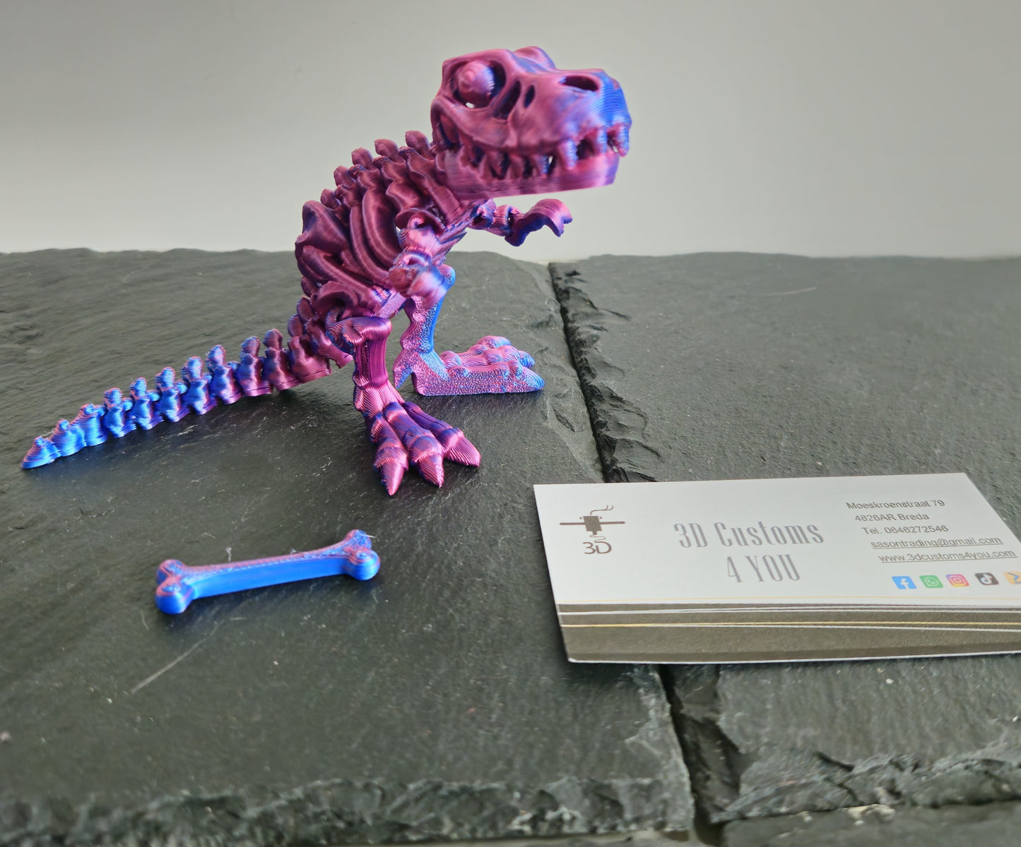 T-Rex klein