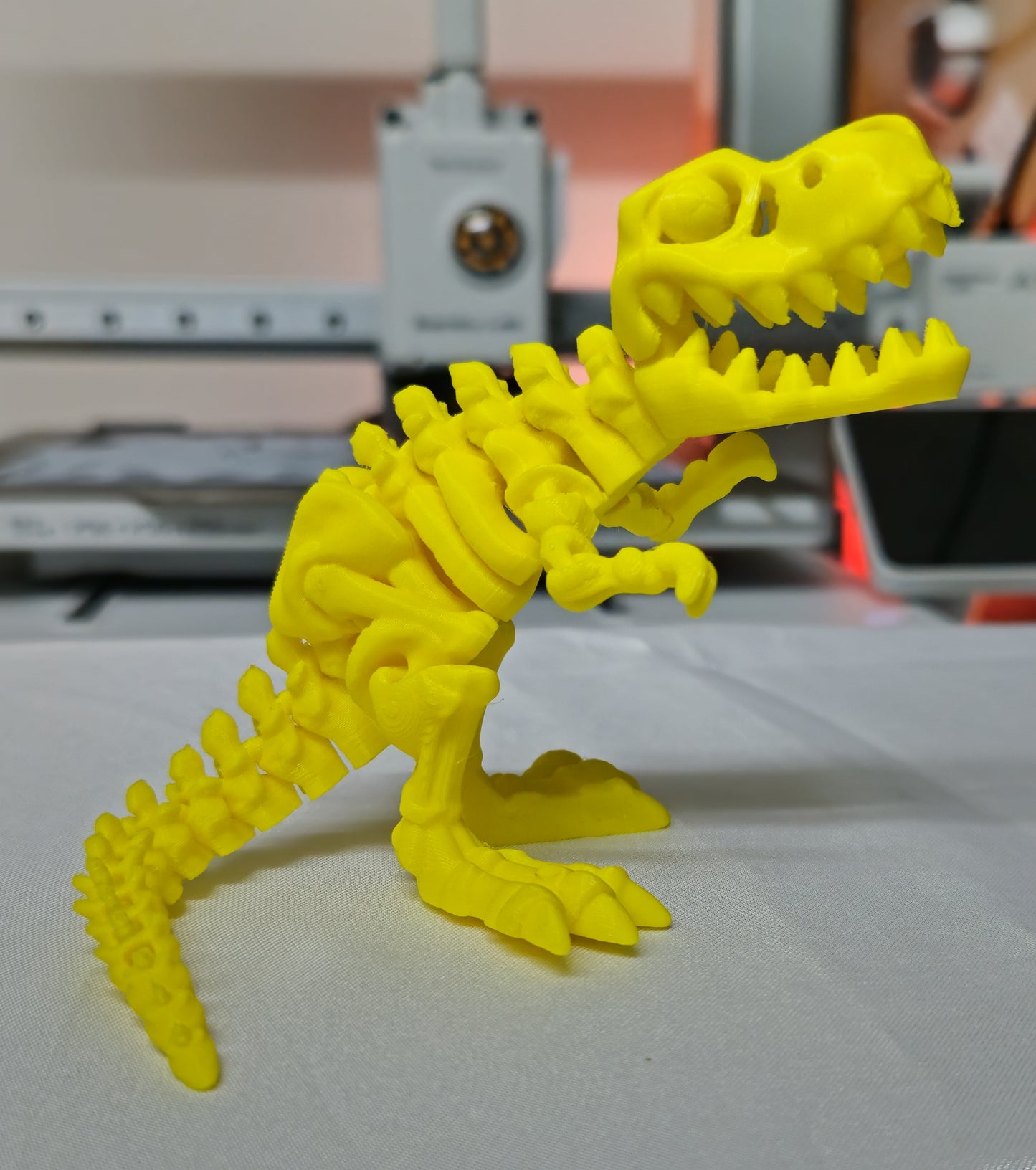 T-Rex klein