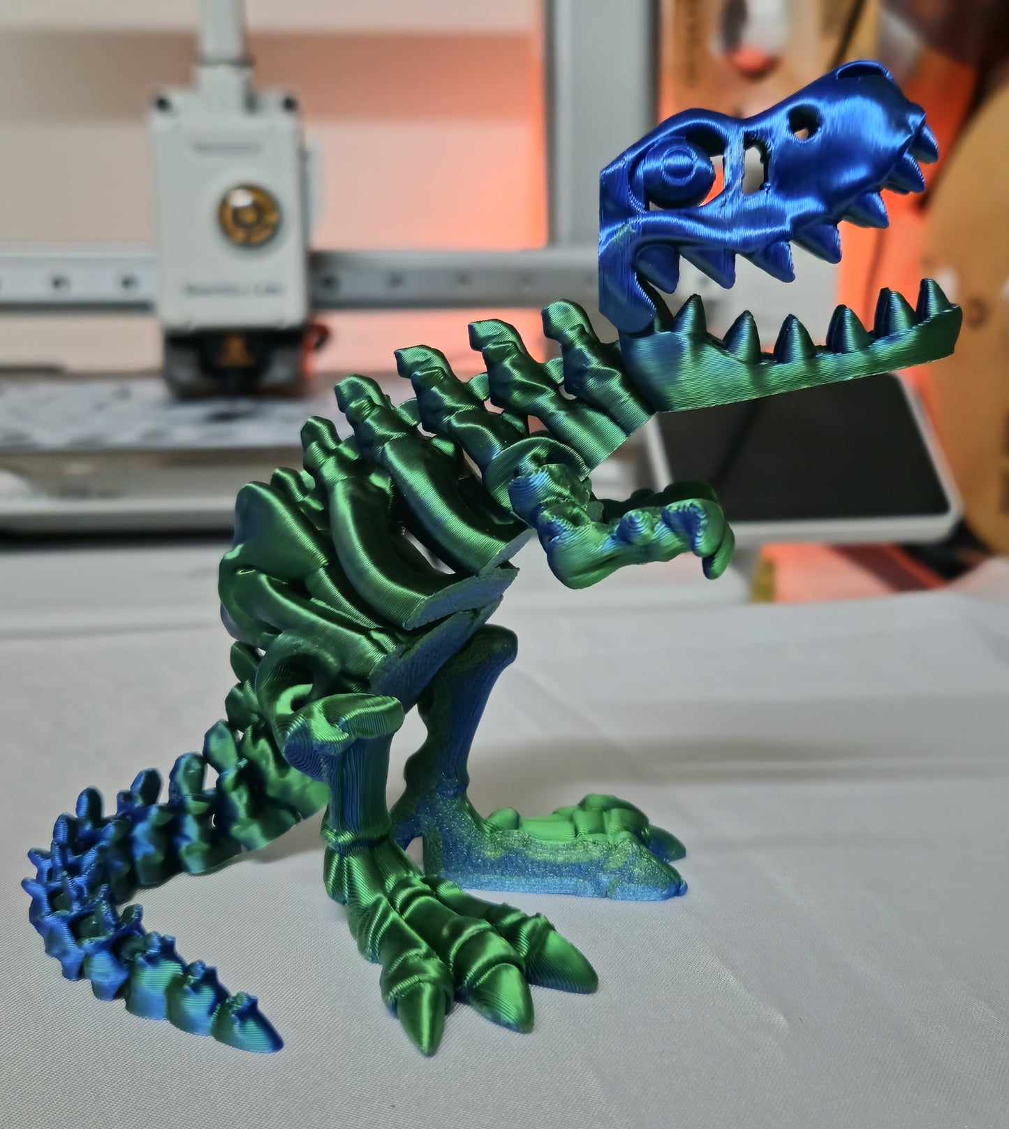 T-Rex klein