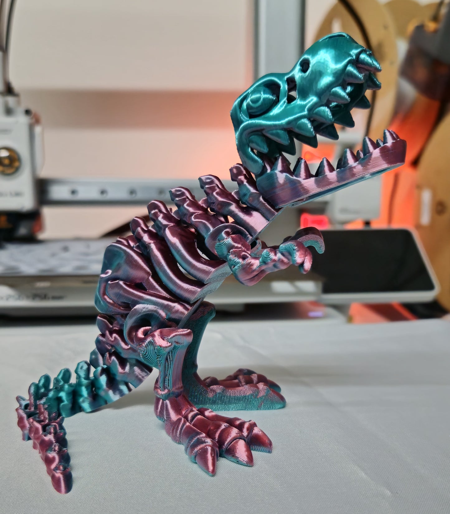 T-Rex klein